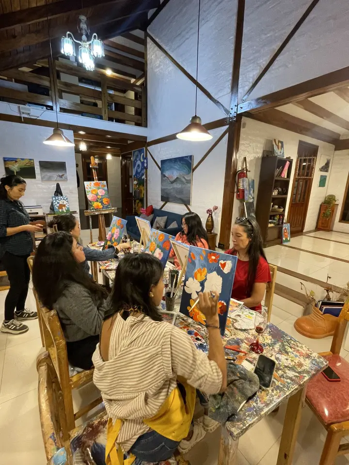 taller pinta tu cuadro en Quito Luz y Arte Bernal